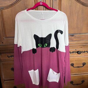 White and Plum Red Long Sleeve T-Shirt w Black Cat Decal & Front Pockets